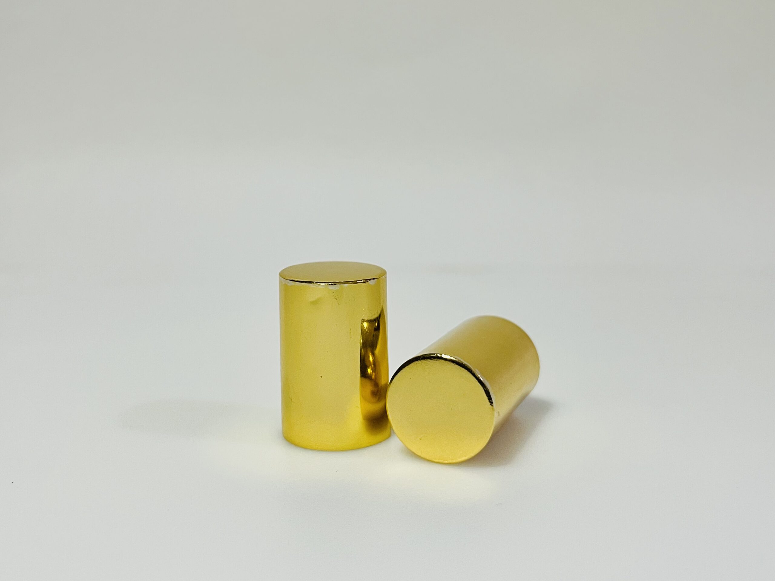 18mm Aluminium Golden Perfume Bottle Bellavita Overcap (Glossy Finish) - Image 2